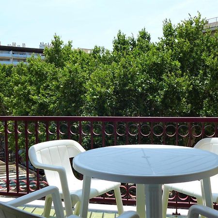 Apartamentos Alfonso I Palmyra Салоу Екстер'єр фото