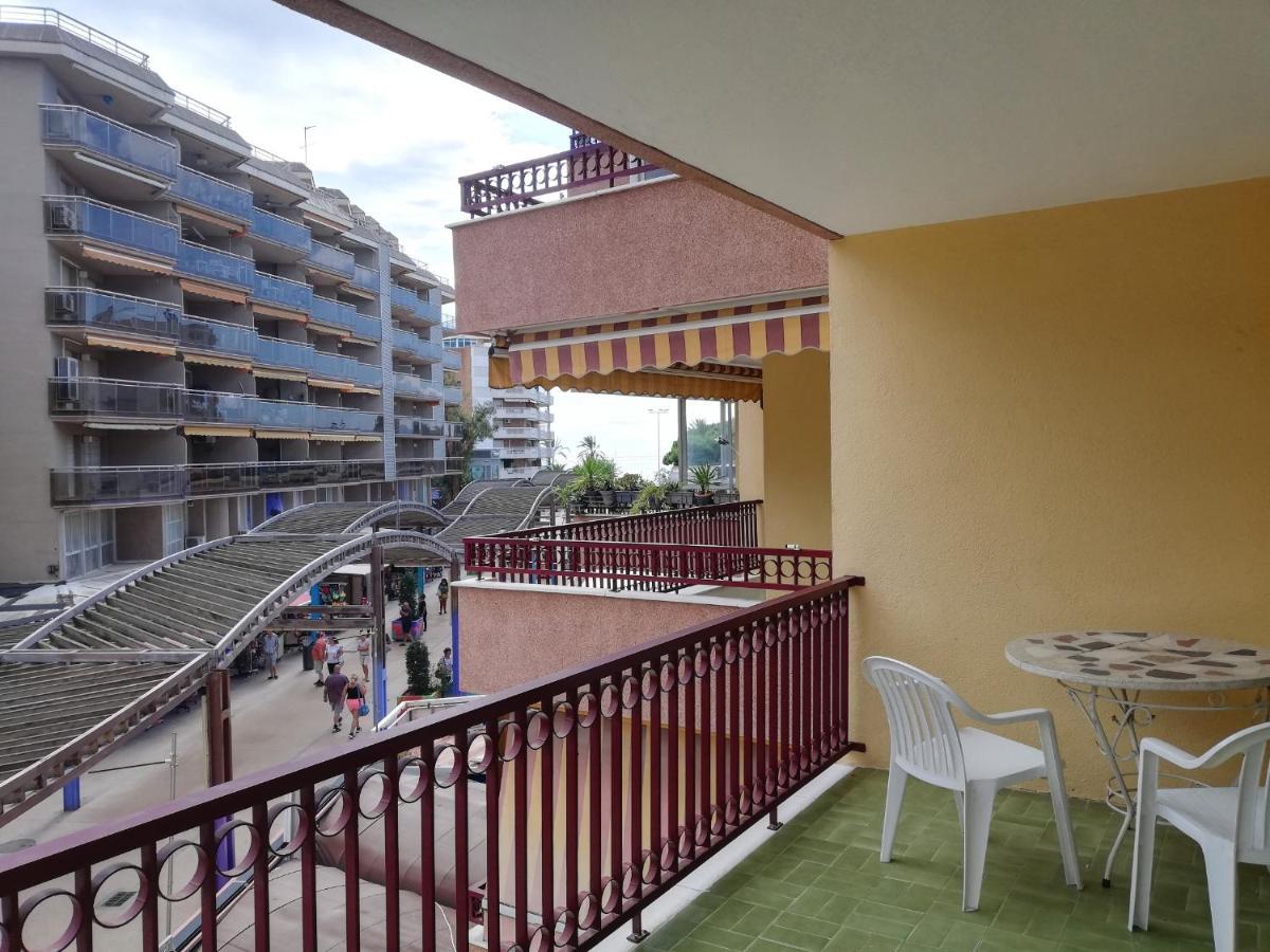 Apartamentos Alfonso I Palmyra Салоу Екстер'єр фото